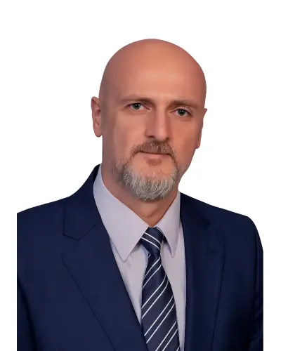 Mucip ÖZ portresi
